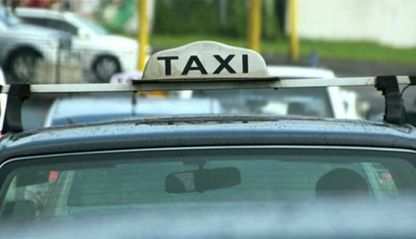 Fiji taxi in traffic